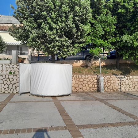 Apartmani Studio Apartmani Senjska Maslina Сень Екстер'єр фото